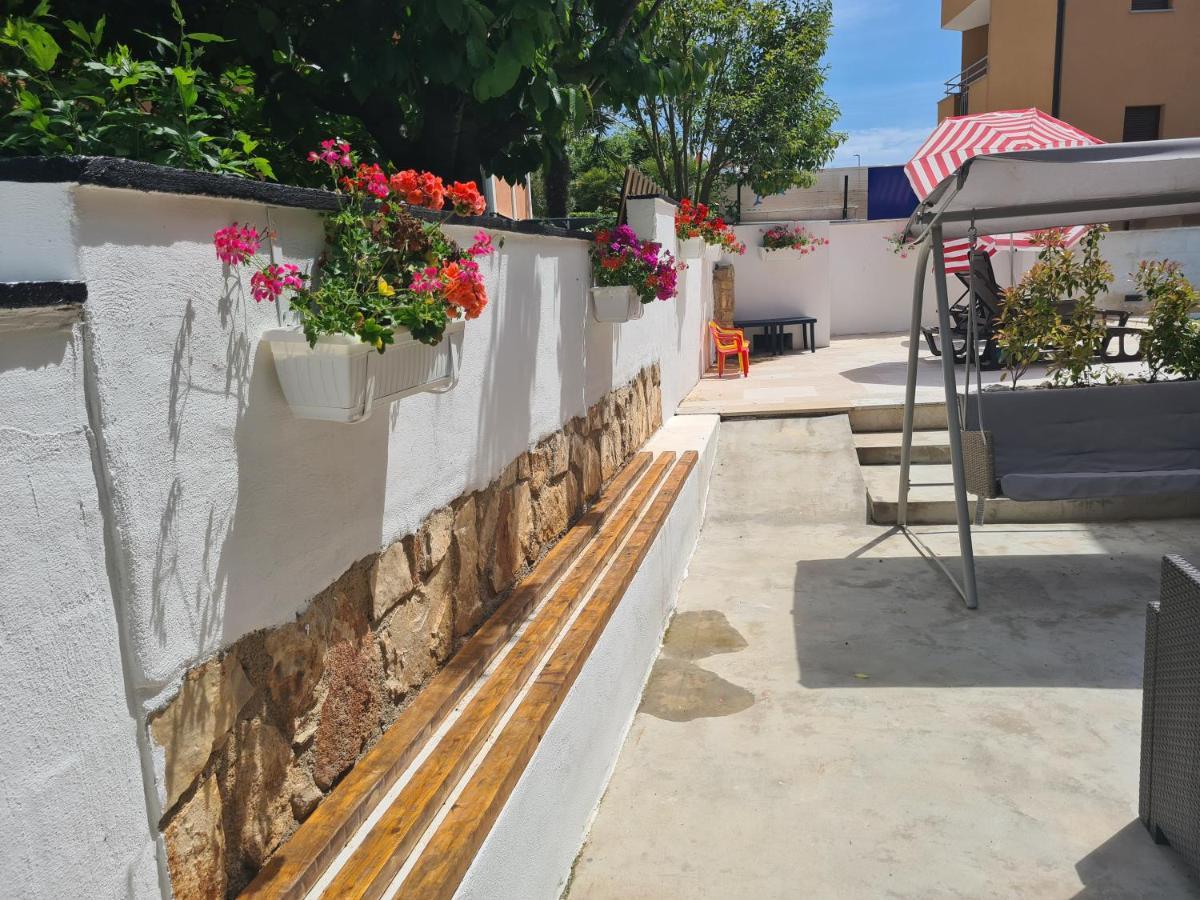 Apartments Jukic Porec Esterno foto