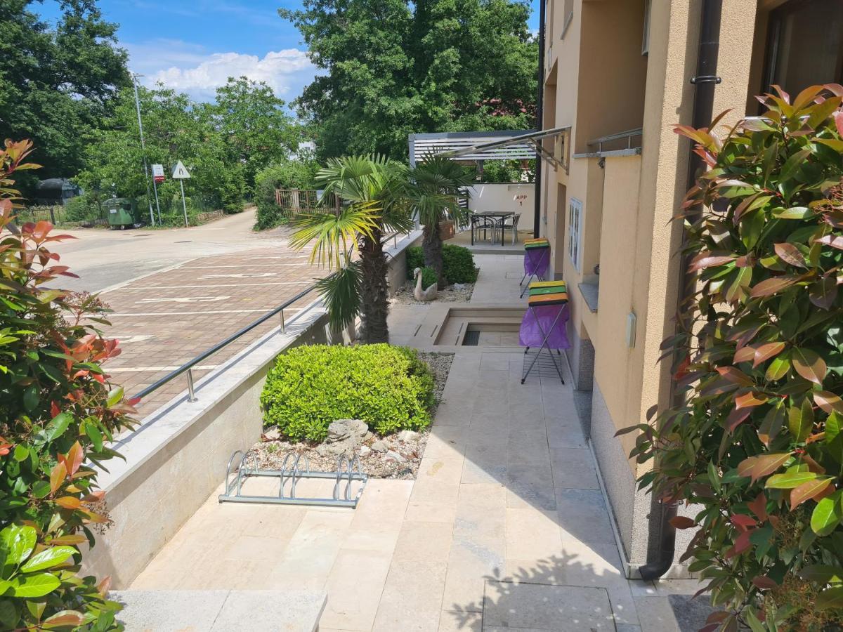Apartments Jukic Porec Esterno foto