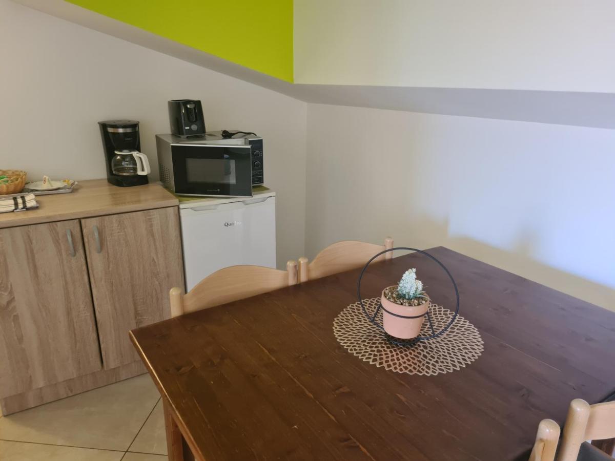 Apartments Jukic Porec Esterno foto